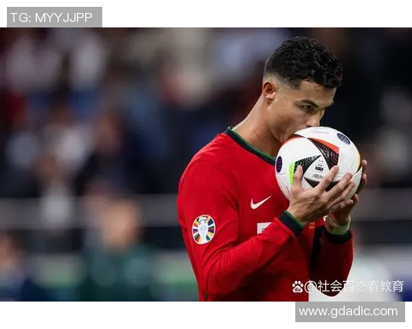 9号足球传奇再续辉煌 绽放绿茵场的顶级锋线力量 9号足球传奇再续辉煌 绽放绿茵场的顶级锋线力量