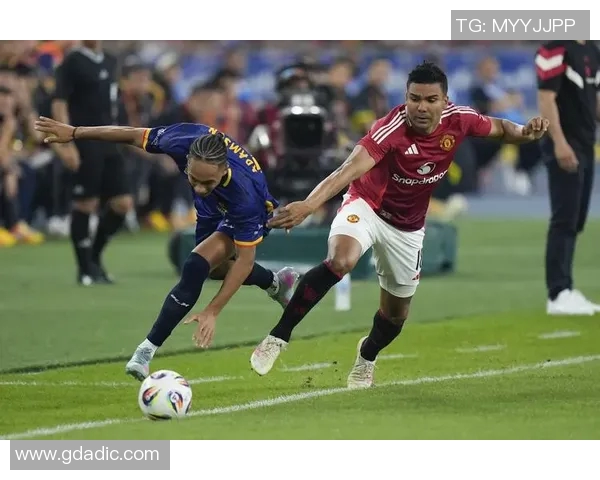 曼联足球巨星集结,探索红魔新一代明星球员的崛起与未来之路 曼联足球巨星集结,探索红魔新一代明星球员的崛起与未来之路